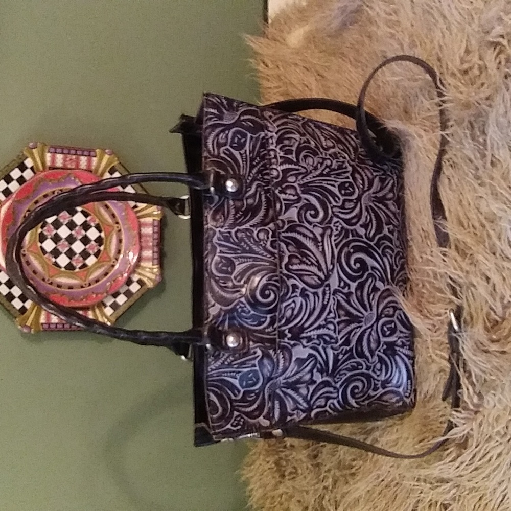 Patricia Nash Distressed handbag